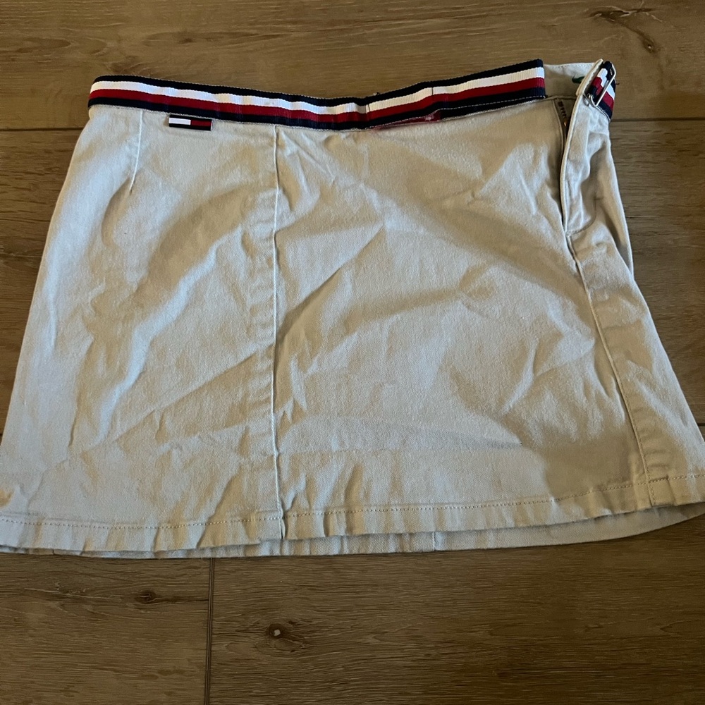Tommy Hilfiger Beige Skirt with Striped Waistband